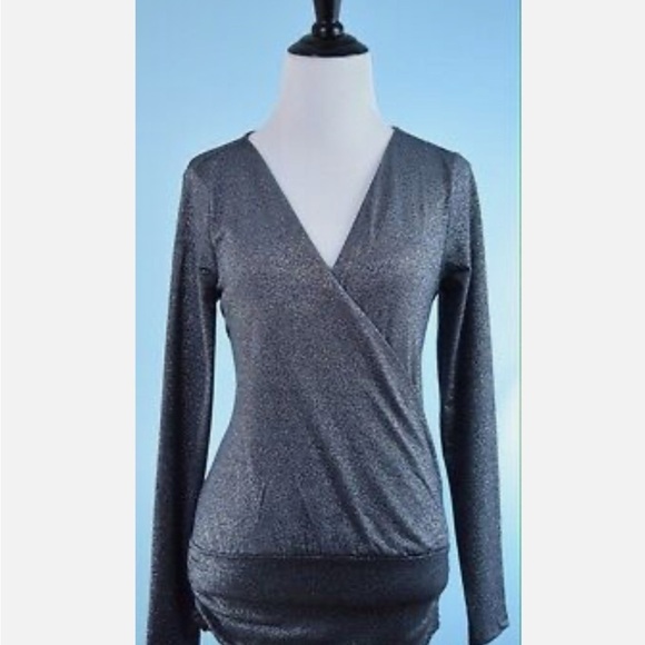 White House Black Market Long Sleeve - Picture 2 of 8